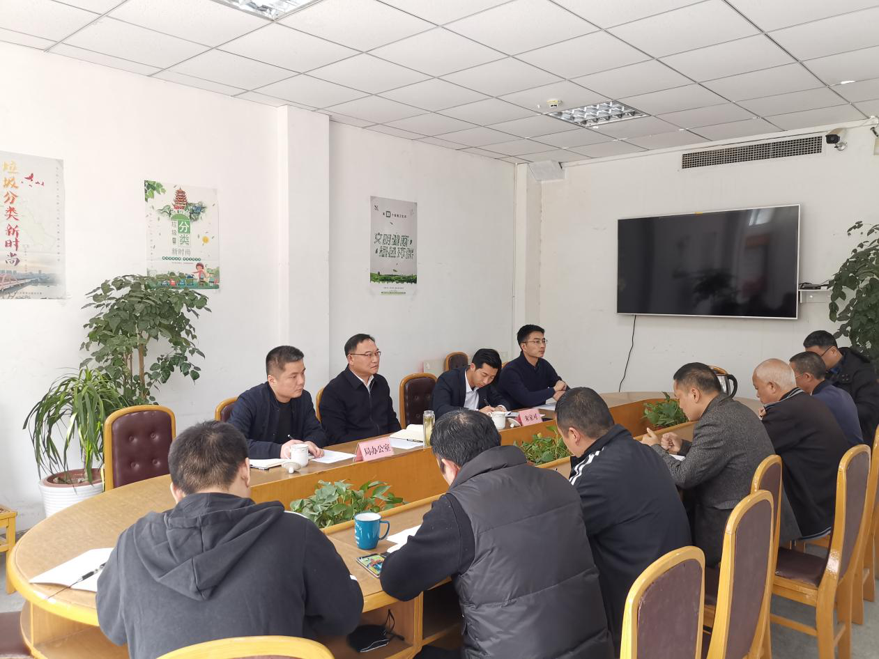 市文旅局党组书记、局长何学军到市博物馆进行调研(图4) 市文旅局党组书记、局长何学军到市博物馆进行调研(图4)