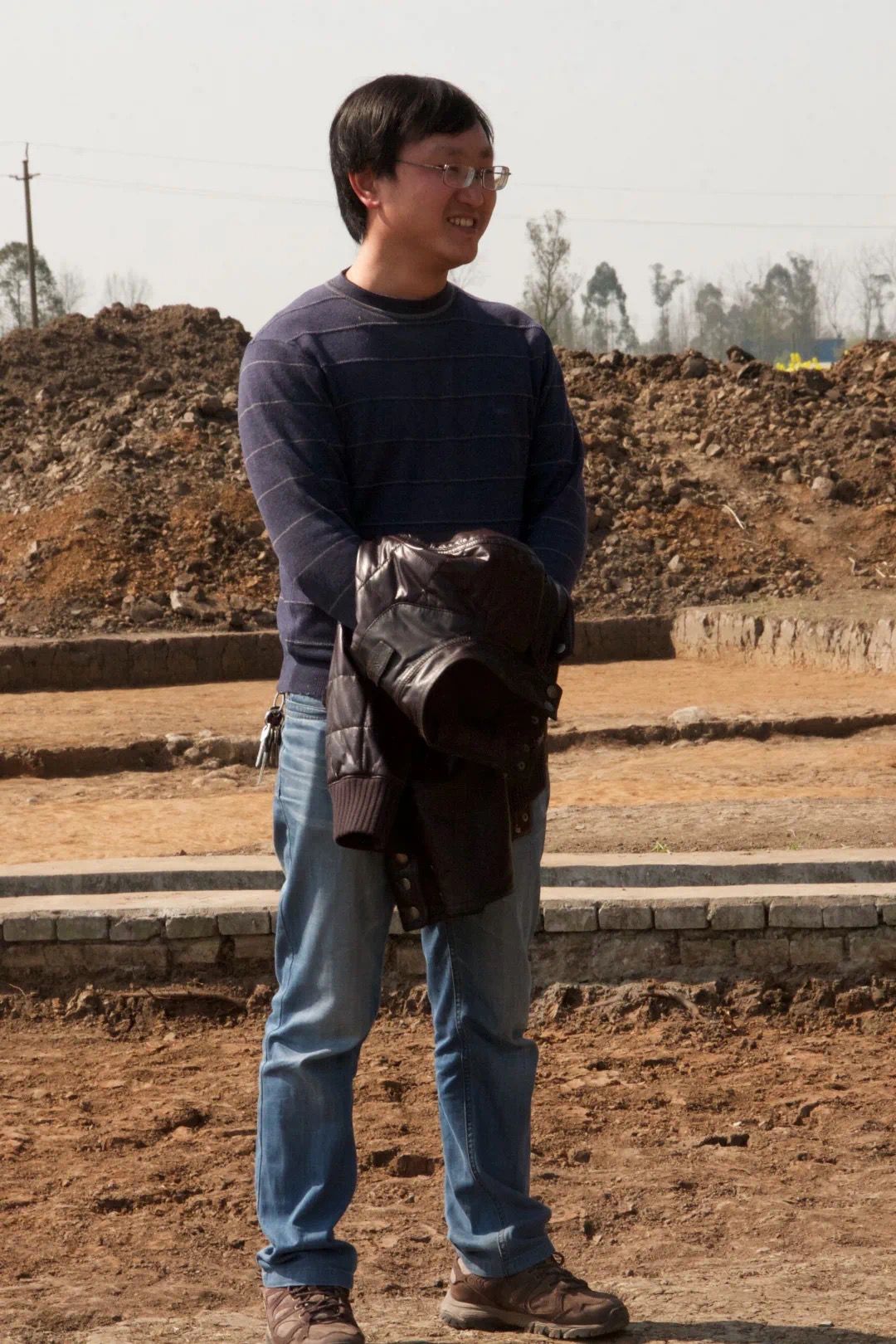 德阳市博物馆召开青年考古学家何锟宇先进事迹学习会