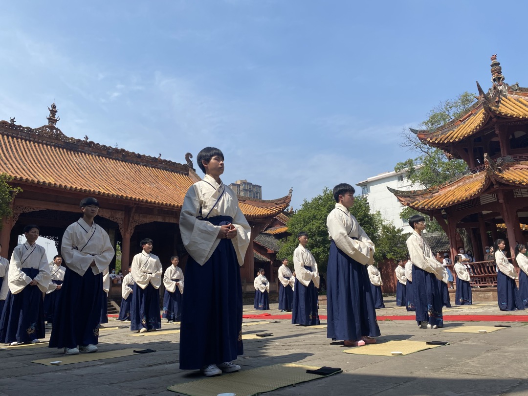 市博物馆举办2022年“五四”成人礼活动“(图3) 市博物馆举办2022年“五四”成人礼活动“(图3)