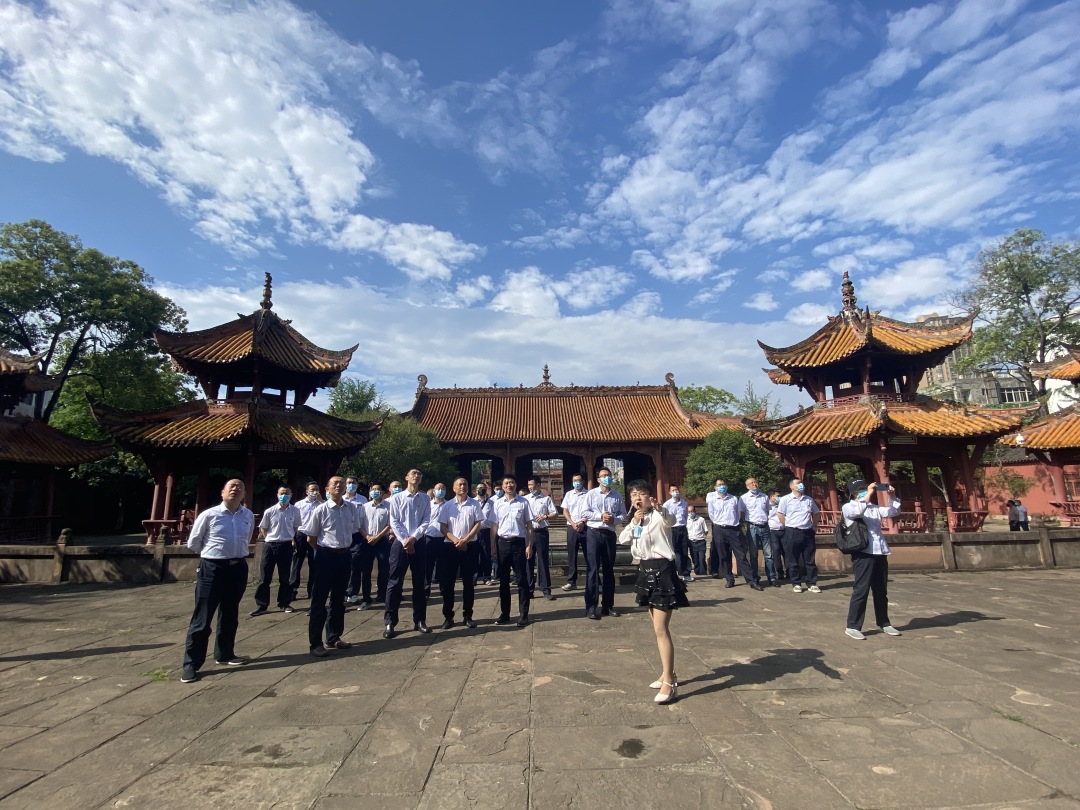 德阳市博物馆党支部和东方电机线圈分厂党总支联合开展主题党日活动