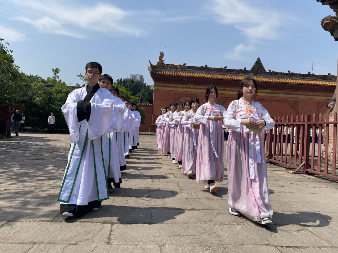 市博物馆隆重举办2023年“五四”成人礼(图6) 市博物馆隆重举办2023年“五四”成人礼(图6)