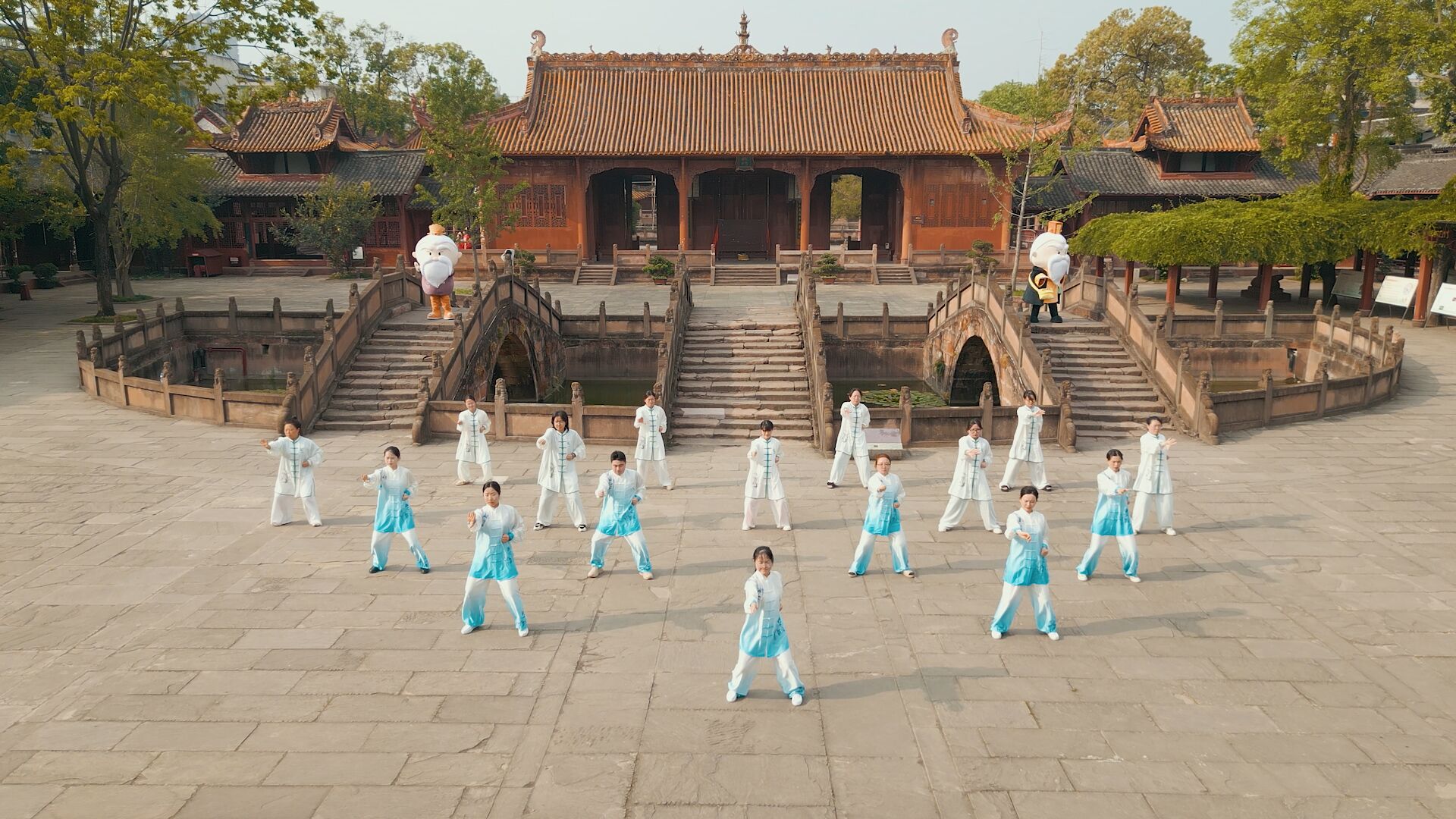 中医养生「八段锦」 一起练起来(图5) 中医养生「八段锦」 一起练起来(图5)