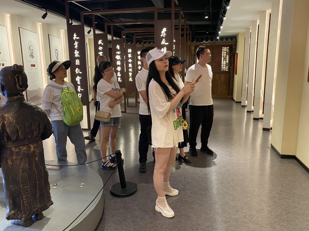 德阳市博物馆党支部开展七一主题党日活动(图6) 德阳市博物馆党支部开展七一主题党日活动(图6)