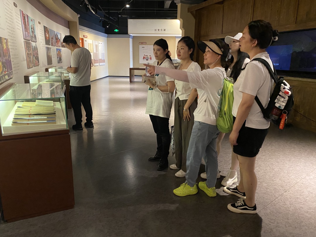 德阳市博物馆党支部开展七一主题党日活动(图5) 德阳市博物馆党支部开展七一主题党日活动(图5)