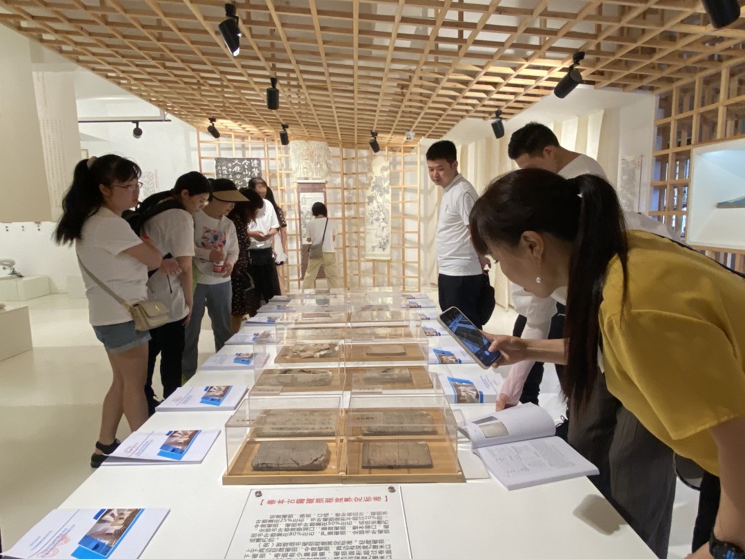 德阳市博物馆党支部开展七一主题党日活动(图11) 德阳市博物馆党支部开展七一主题党日活动(图11)