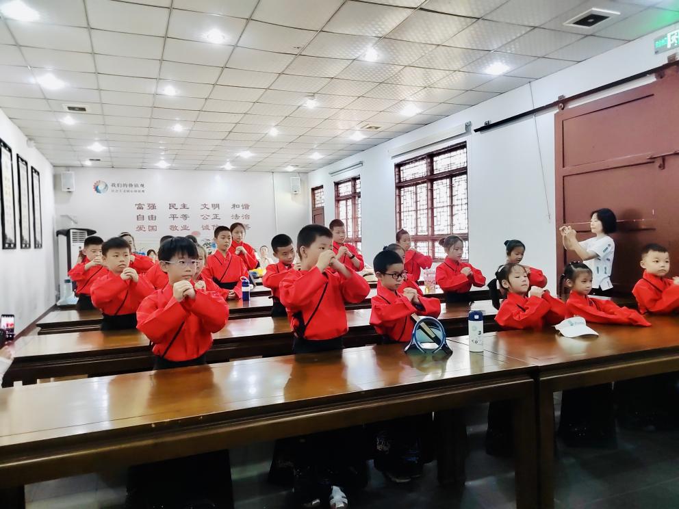 德阳市博物馆组织开展“沂心向党 浸润成长”研学活动(图4) 德阳市博物馆组织开展“沂心向党 浸润成长”研学活动(图4)