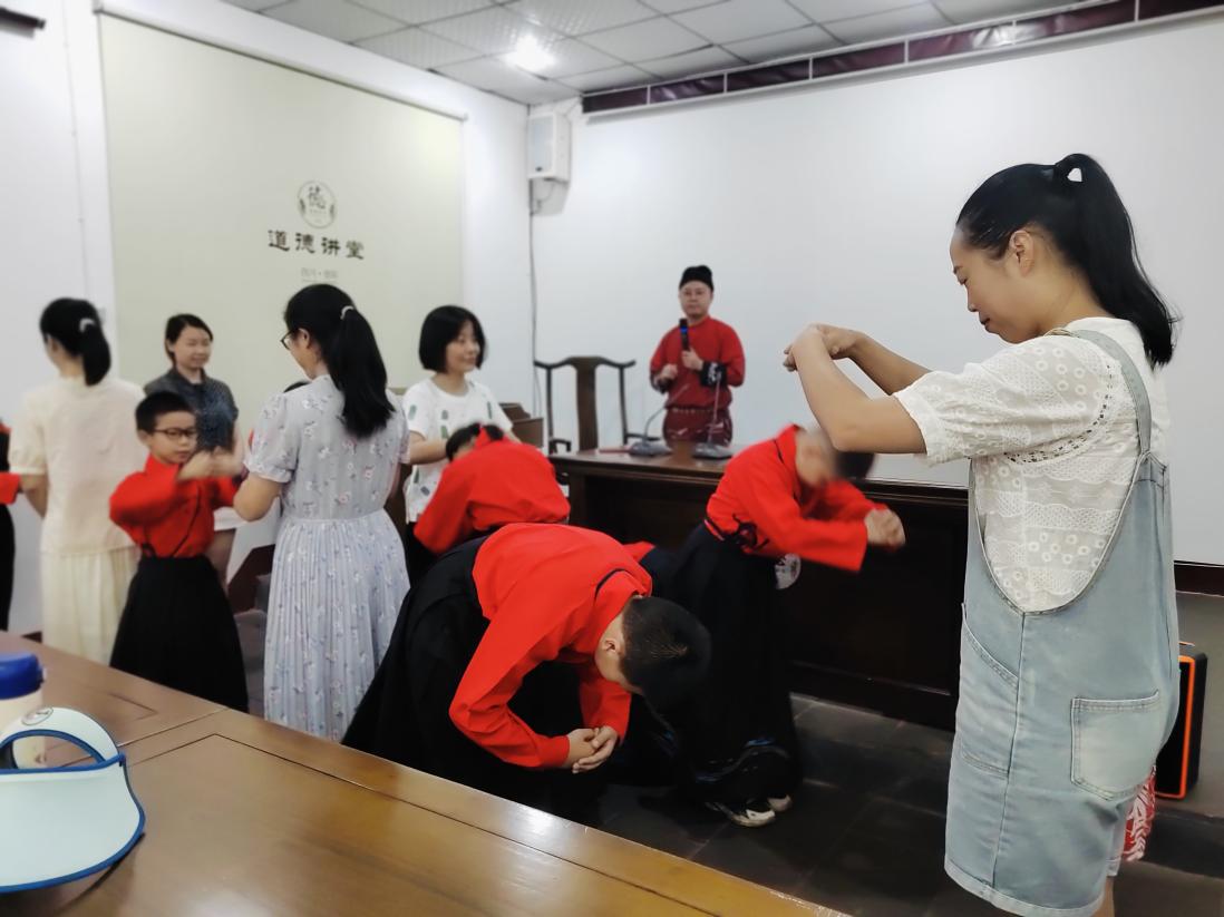 德阳市博物馆组织开展“沂心向党 浸润成长”研学活动(图5) 德阳市博物馆组织开展“沂心向党 浸润成长”研学活动(图5)