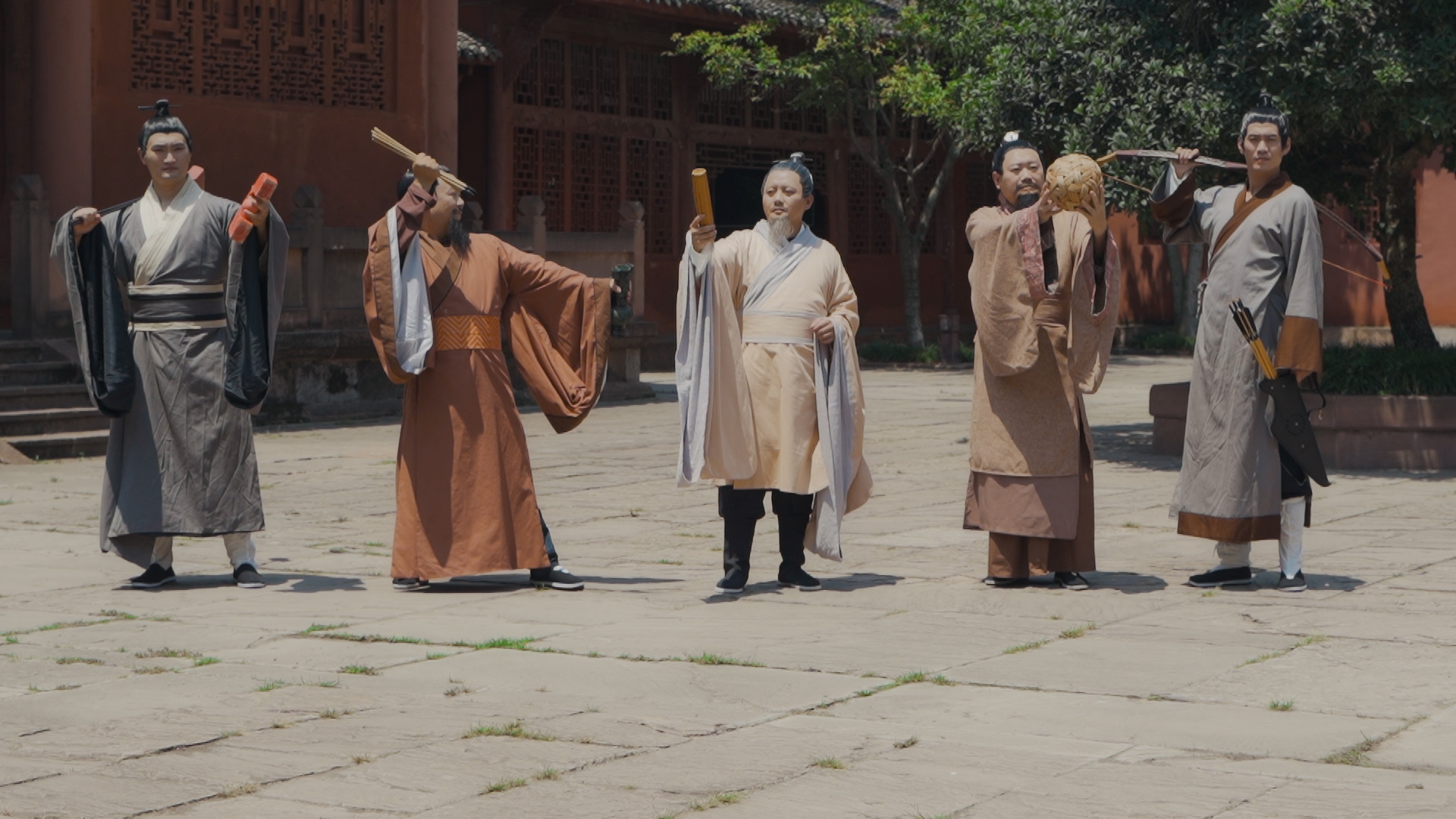 迎大运 | 德阳文博V5组合带你玩转古代运动场(图2) 迎大运 | 德阳文博V5组合带你玩转古代运动场(图2)