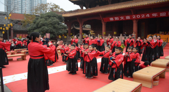 德阳市博物馆开展2024年童声经典诵读活动(图3)