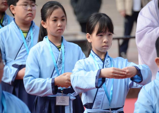 香港学生走进德阳文庙开展“释菜礼”研学旅行活动(图5)