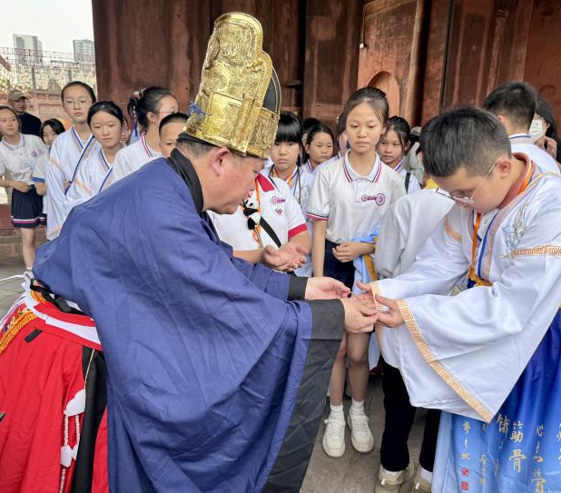 德阳文庙开展“守护传承 放飞梦想”研学旅行实践活动(图4)