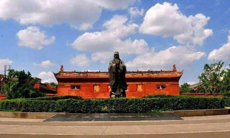 纪念孔子诞辰2575周年暨德阳文庙祭孔大典(图2) 纪念孔子诞辰2575周年暨德阳文庙祭孔大典(图2)