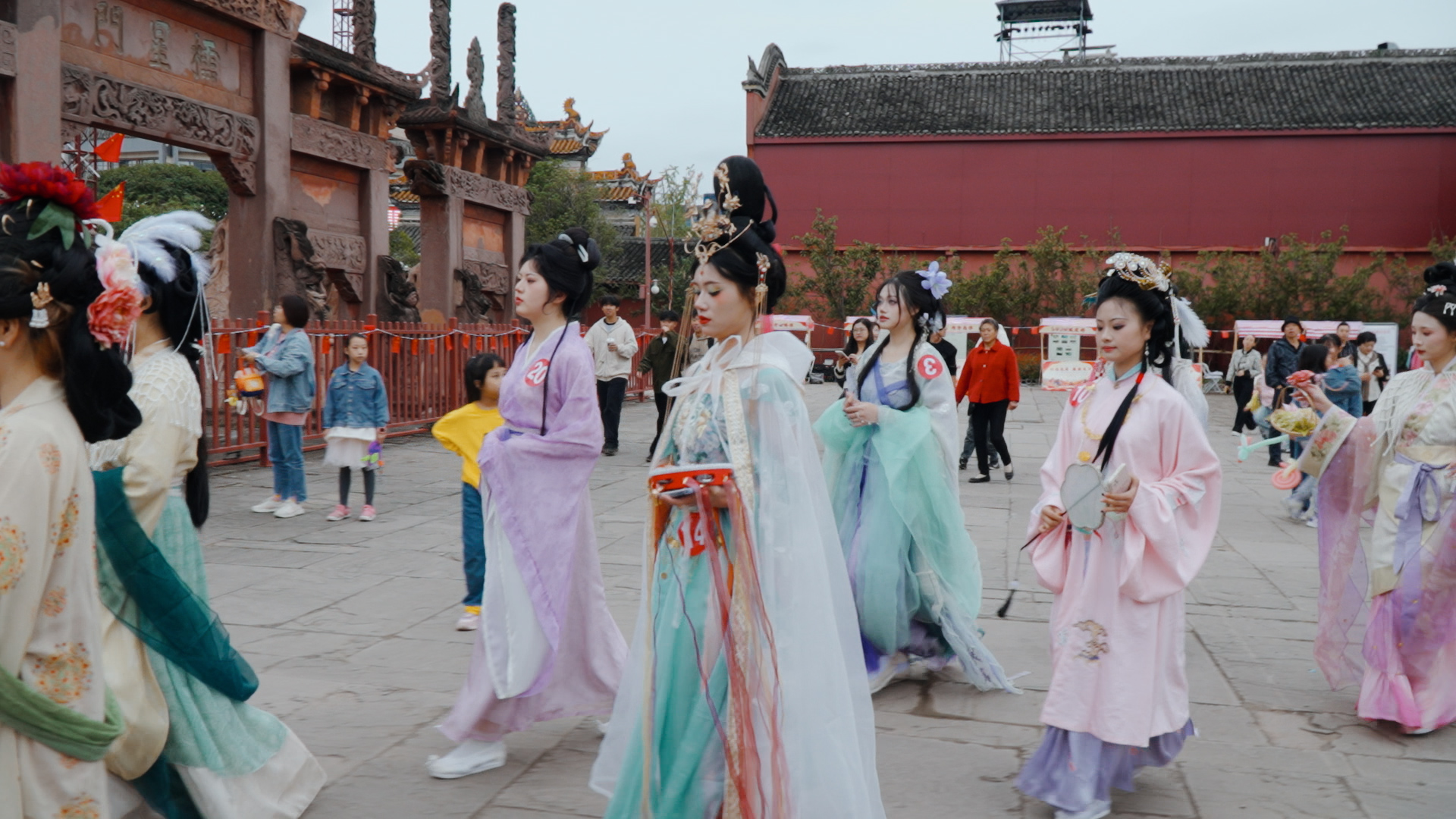 “奇思庙想·璀璨德阳“第二届德阳文庙文化周活动圆满收官(图12) “奇思庙想·璀璨德阳“第二届德阳文庙文化周活动圆满收官(图12)