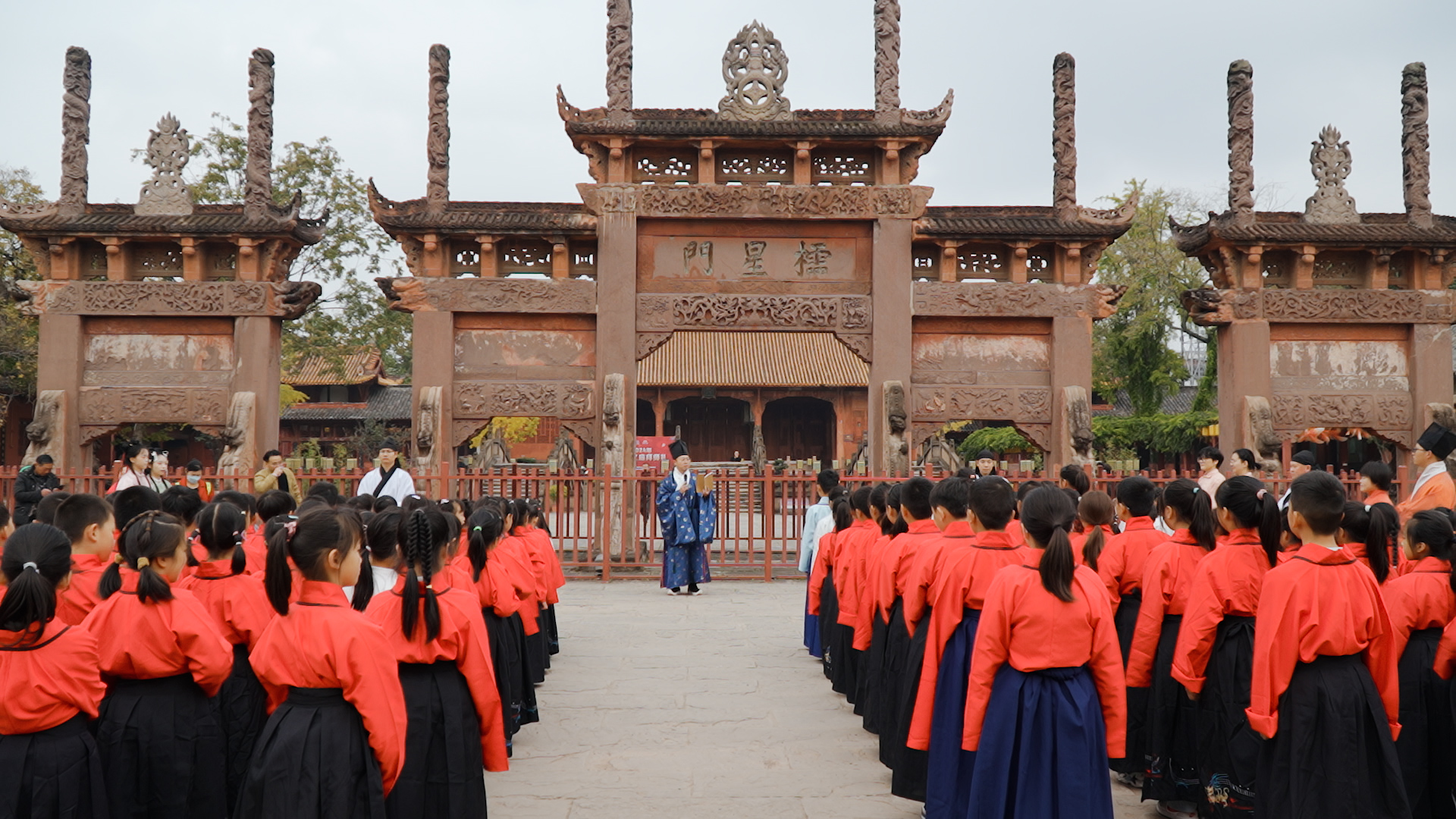 德阳市博物馆举行2024年拜师礼活动(图6) 德阳市博物馆举行2024年拜师礼活动(图6)