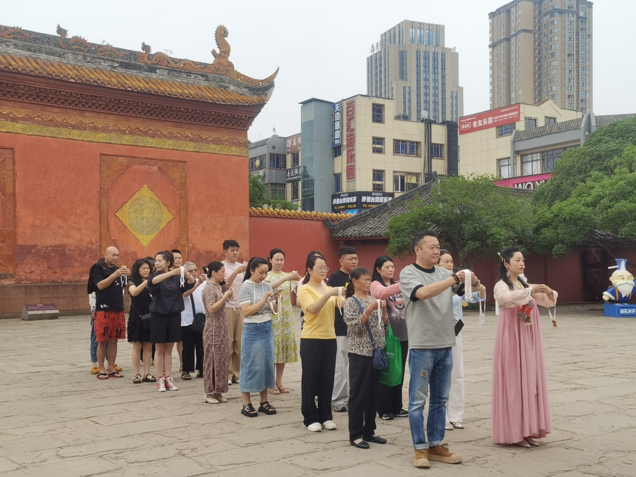 德阳文庙成功举办“魁星点斗·文庙祈福”传统考前祈福盛典(图4)