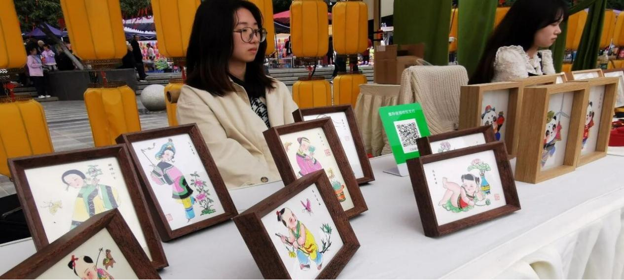 2025年德阳文庙:祭孔雅韵与国庆华章相遇,共赴一场文化盛宴!(图30) 2025年德阳文庙:祭孔雅韵与国庆华章相遇,共赴一场文化盛宴!(图30)