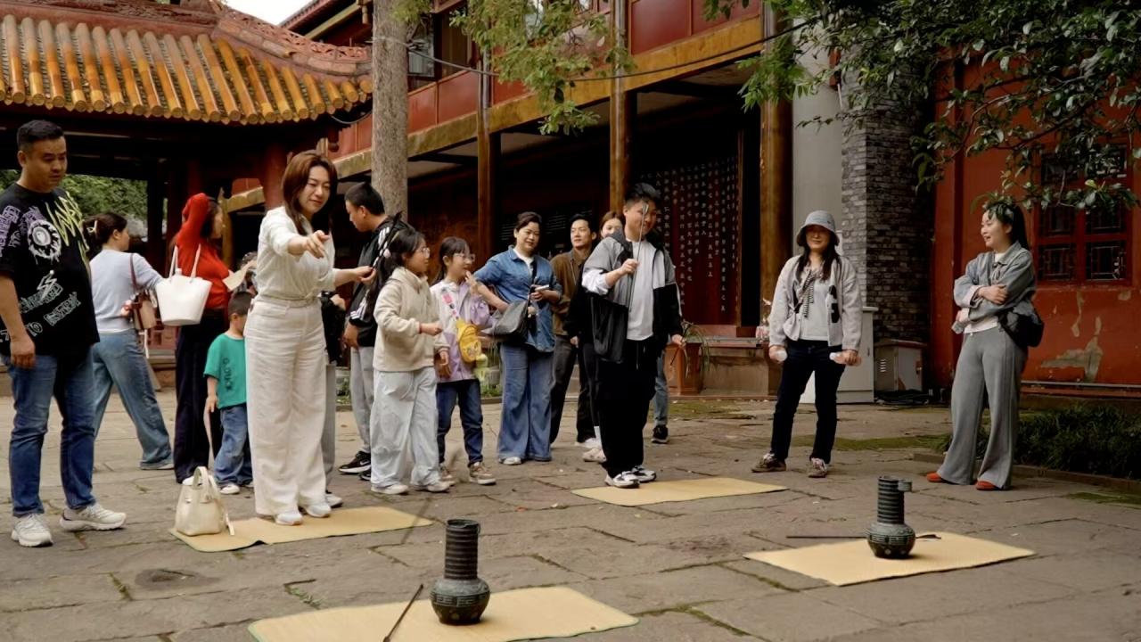 月满文庙・团圆祈福|德阳文庙邀您共度诗意中秋佳节(图7) 月满文庙・团圆祈福|德阳文庙邀您共度诗意中秋佳节(图7)