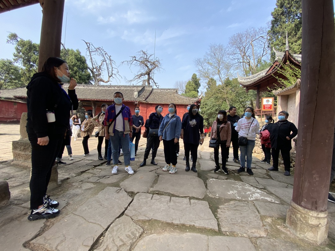 春暖花开,跟着德阳市博物馆支部去学习...(图2) 春暖花开,跟着德阳市博物馆支部去学习...(图2)
