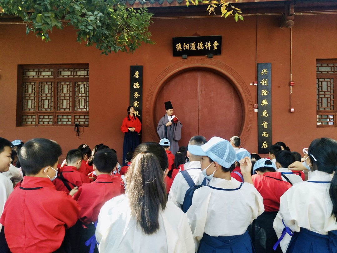 德阳文庙举行汉韵中秋民俗活动(图5) 德阳文庙举行汉韵中秋民俗活动(图5)