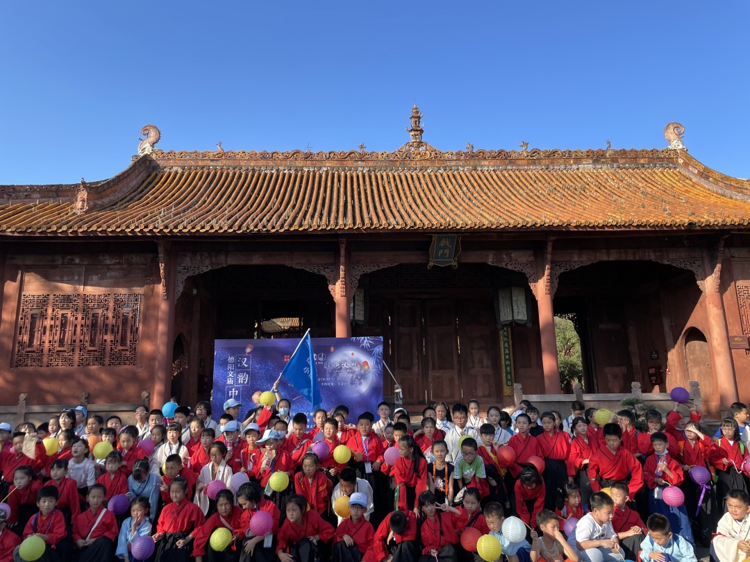 德阳文庙举行汉韵中秋民俗活动(图12) 德阳文庙举行汉韵中秋民俗活动(图12)