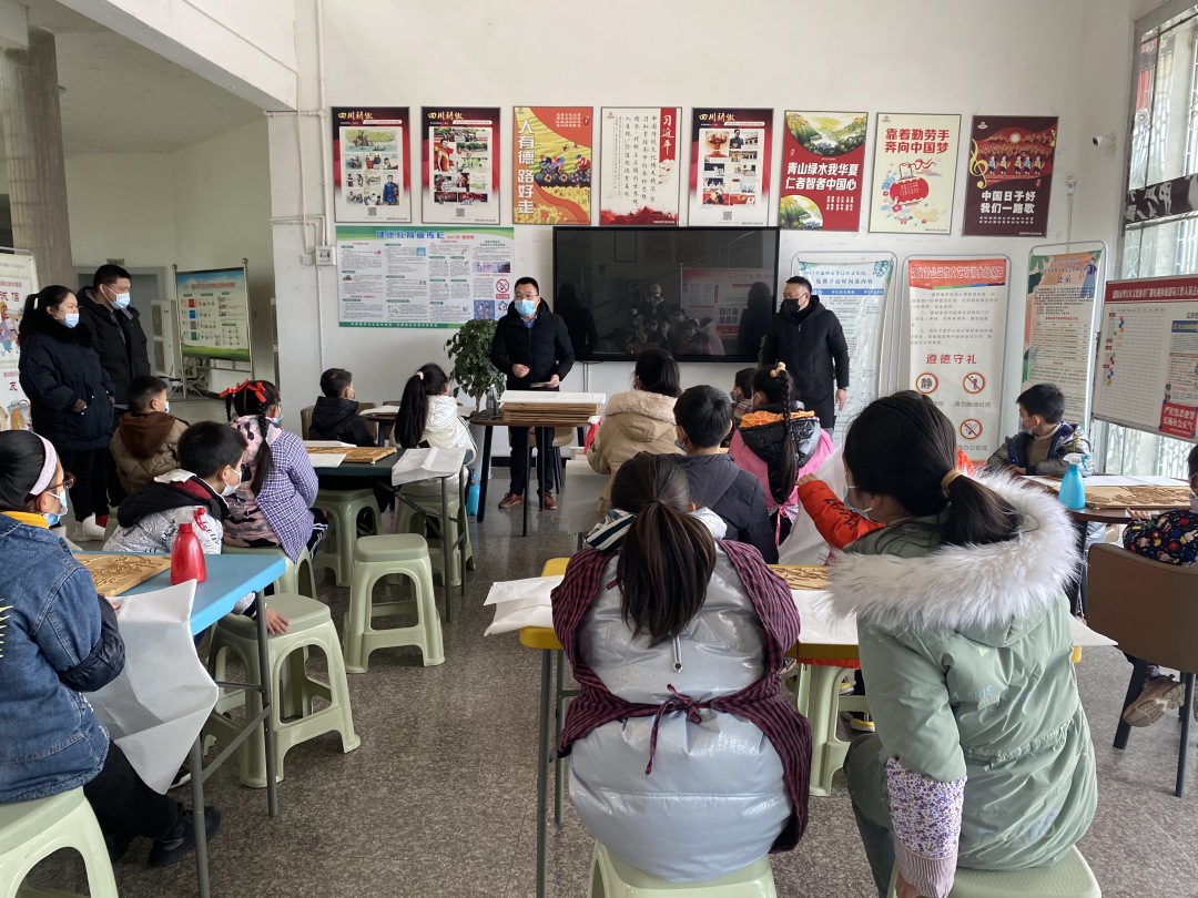 德阳市博物馆和罗江区图书馆联合举办  “承古拓新迎元旦”活动