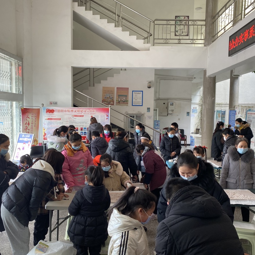 德阳市博物馆和罗江区图书馆联合举办  “承古拓新迎元旦”活动(图6)